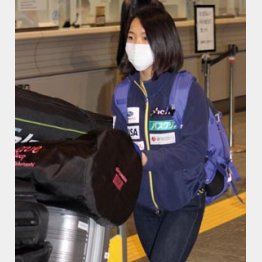 欧州に向けて出発/(C)日刊ゲンダイ