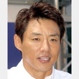年中暑苦しい/(C)日刊ゲンダイ