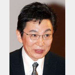 自らインタビューも/(C)日刊ゲンダイ