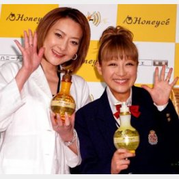 対照的な2人/(C)日刊ゲンダイ