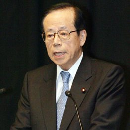 中国の李克強首相と面会/(C)日刊ゲンダイ