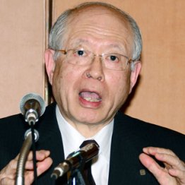 野依理事長のクビがかかる/(C)日刊ゲンダイ