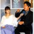 現場でも息ぴったり／（Ｃ）日刊ゲンダイ