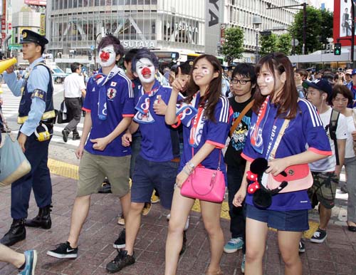 盛り上がるのはサッカー日本代表試合日だけ／（Ｃ）日刊ゲンダイ