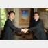安倍首相（右）と橋下大阪市長（Ｃ）日刊ゲンダイ