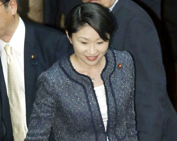 笑っている場合か（Ｃ）日刊ゲンダイ