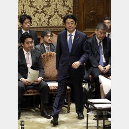 アベノミクスが日本経済を空洞化させた（Ｃ）日刊ゲンダイ