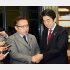 喜美氏は安倍首相のお友達（Ｃ）日刊ゲンダイ