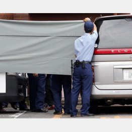 死体遺棄容疑で送検される男子生徒