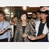 この人ばかり追い回し（Ｃ）日刊ゲンダイ
