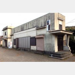 暴行現場の合宿所