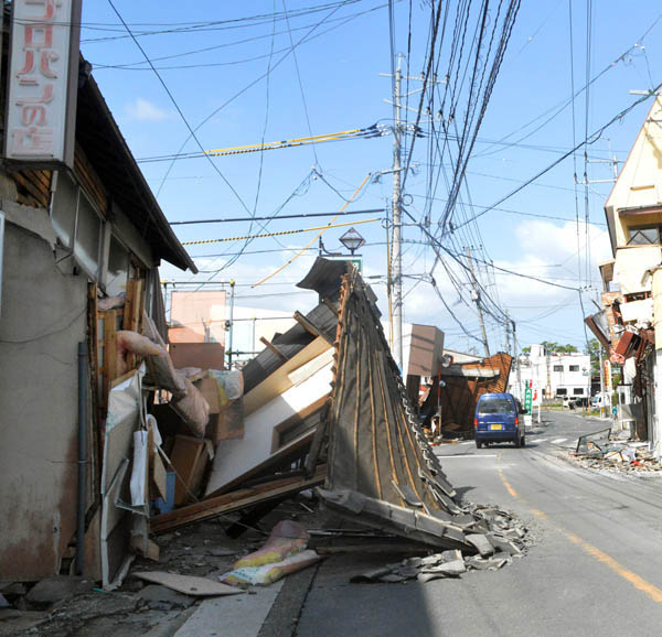 今年４月には熊本地震が起きたばかり（Ｃ）日刊ゲンダイ