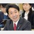 父と同じ女性スキャンダルで辞任（Ｃ）共同通信社