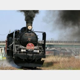 この迫力(3位ばんえつ物語=JR東日本新潟支社提供)