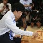 藤井四段ブームで大注目 知られざるプロ棋士の稼ぎと生活