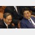 菅官房長官と安倍首相（Ｃ）日刊ゲンダイ