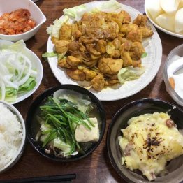 同じものは目玉焼きだけ…言葉より苦しんだ日本の食生活