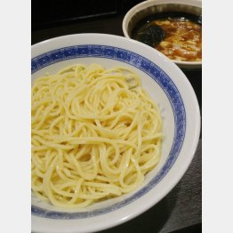 「中華そば べんてん」のつけ麺（Ｃ）日刊ゲンダイ
