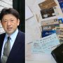 経営コンサルタント松崎久純さんの財布は現金とメモの山