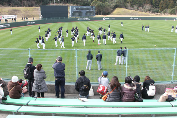 オリックスがキャンプで使用する宮崎市の球場（Ｃ）日刊ゲンダイ