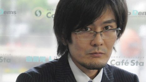 10代妻に暴行 経済評論家・三橋貴明氏のDV癖と首相との仲