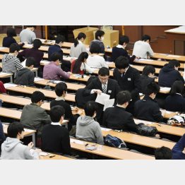 １３日からは大学入試センター試験が始まった（Ｃ）共同通信社