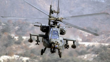 墜落アパッチは83億円 日本が米国の言い値で買う高額兵器