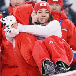 精一杯の銅 高梨沙羅が“金メダル宣言”に隠し続けた重圧