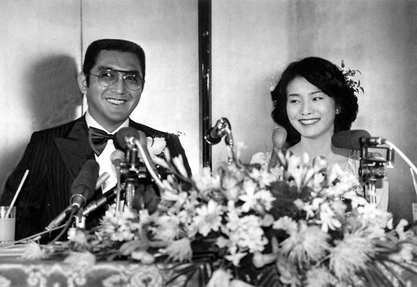 １９７９年、松方弘樹と仁科明子（現・仁科亜季子）は結婚する／（Ｃ）日刊ゲンダイ