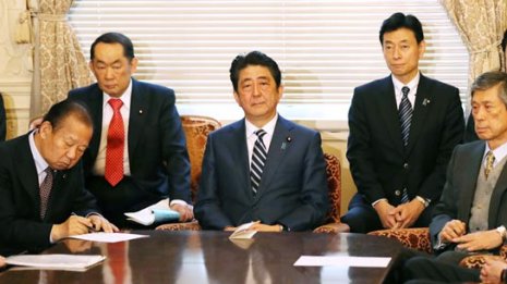 国民愚弄の錯乱集団 “口先批判”だけで首相をかばう自民党