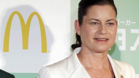 狙いは“ちょい飲み客” マクドナルド中身増量作戦の舞台裏