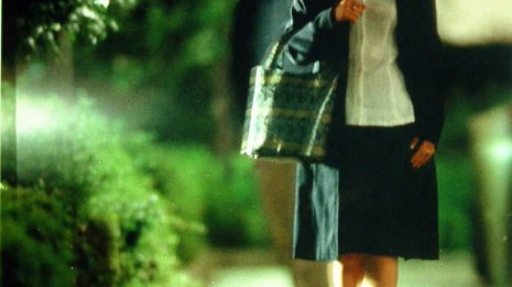 女性に自著贈り…警官に逆ギレした“ストーカー作家”の正体