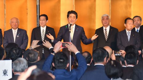 真相解明先延ばし 安倍首相こそ不祥事の最大の“膿”である