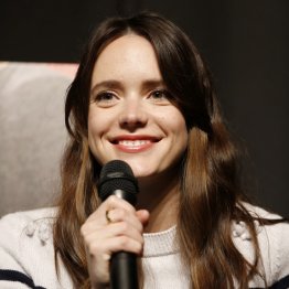 女優ステイシー・マーティン 出演映画を“迷言”でアピール