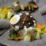 雑巾のにおい？ エチオピア発の健康食「インジェラ」の味