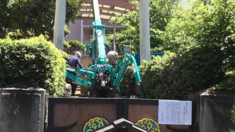 中沢新一氏も憤慨 築地「水神様」の遷座強行で神様不在に