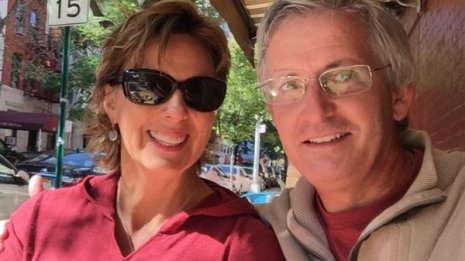 事故で過去15年の記憶失い…米国女性を支えた夫の“献身愛”