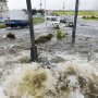 マンホール吹き出たら避難…都市が溺れる“内水氾濫”の恐怖
