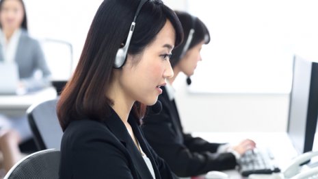 大手1000社が顧客 チャットボット関連の本命「スカラ」