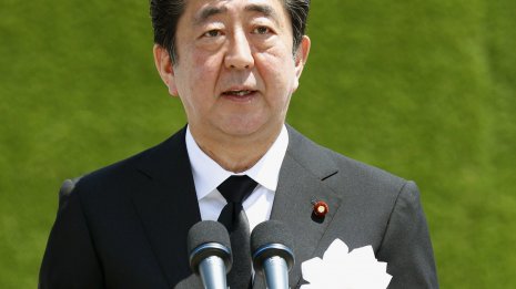 安倍首相の「寄り添う」は口だけ 沖縄知事選の重みと行方