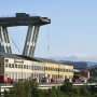イタリアで橋崩落 橋梁補修「タダノ」「アイチ」に恩恵大