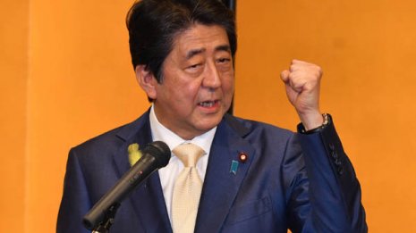 選択を迫られる秋 アベ政権が目指すおぞましい4つの近未来