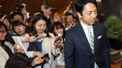 総裁選で支持表明せず “逃げ恥”で馬脚現した小泉進次郎氏