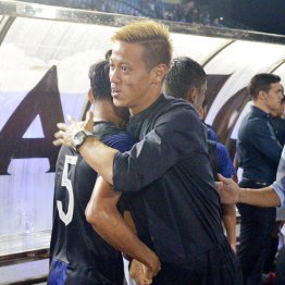 本田圭佑が発信「コーチライセンス廃止を」は大きな間違い