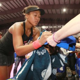 テニス協会が大坂なおみへ 全米V報奨金800万円は妥当か