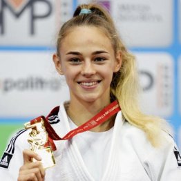 YAWARAちゃん超えた! 柔道最強女子の美貌に世界中が騒然