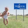 米50州訪問の最年少記録目指す赤ちゃんのインスタが大人気
