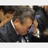拭えども、拭えども…（Ｃ）日刊ゲンダイ