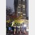 カルロス・ゴーン会長の自宅近くに集まった報道陣（東京都港区）／（Ｃ）共同通信社