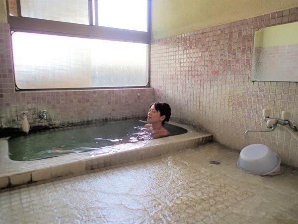 ニノ平温泉「亀の湯」／（提供写真）